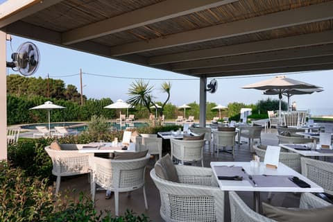 Restia, Breakfast area