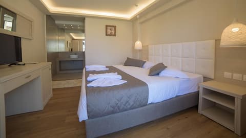 Akron Seascape Resort, Room