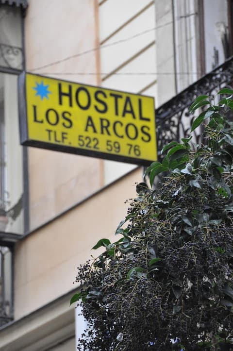 Hostal Los Arcos, Exterior