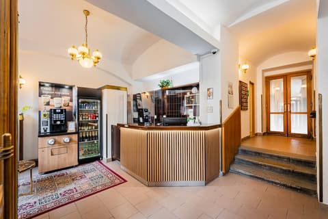 Hotel Ostaš, Reception