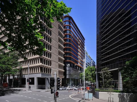 Little National Hotel Sydney, Exterior