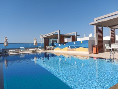 Beach Walk Hotel, Rooftop pool