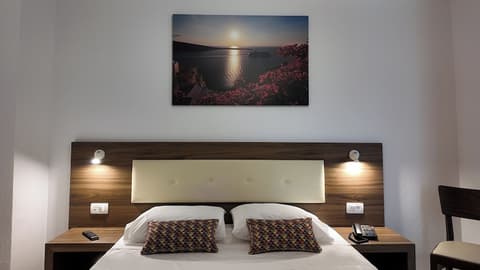 Hotel Santorini, Room