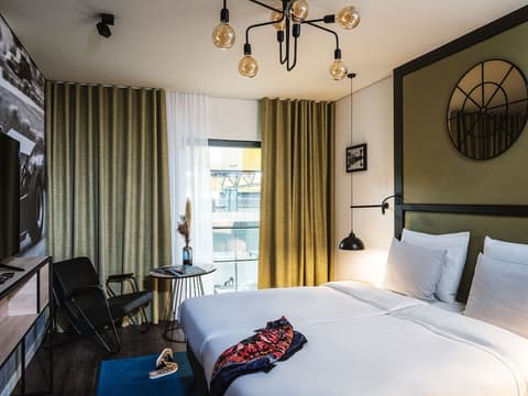 Ameron München Motorworld, Room