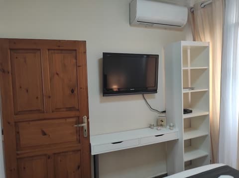 Luxury Apts Heraklion Center, Room