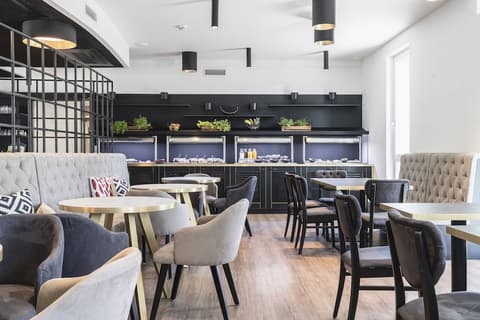 Abasto Hotel München Feldmoching, Breakfast area