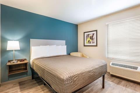 WoodSpring Suites Linden, Room