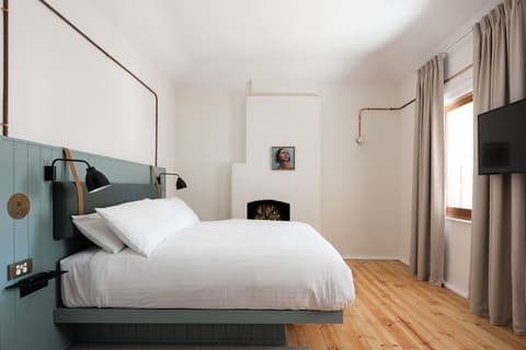 Garde Hotel and Warders Cottages, Room