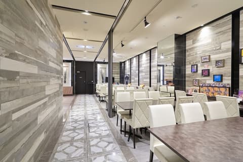 Hotel Vine Osaka Kitahama, Restaurant