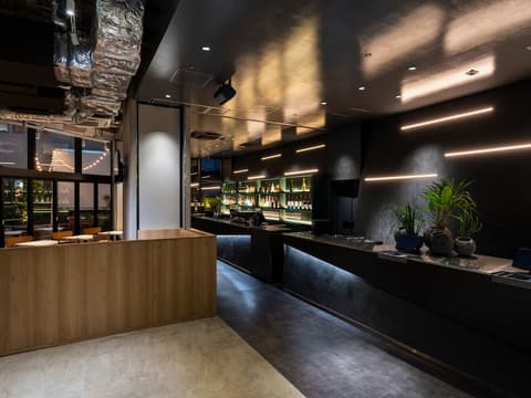 Sequence Suidobashi Tokyo, Lobby