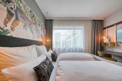 Vienna House Easy by Wyndham Amsterdam Airport, Room