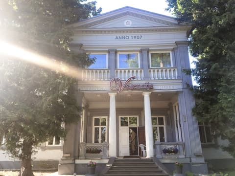 Room in B&B - Valensija - Suite for two With Balcony #1, Front of property