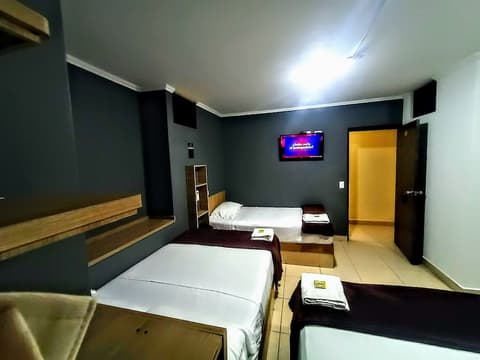 Hotel Ruiseñor, Room