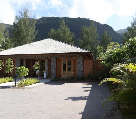 L'Escale Resort Marina & Spa, Business center