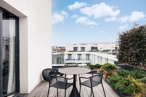 Canopy by Hilton Paris Eiffel Tower, View from room