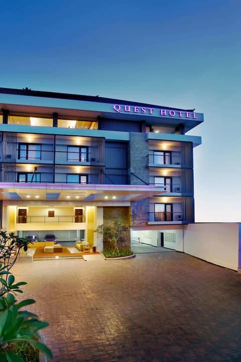 Quest Hotel Kuta by ASTON, Front of property