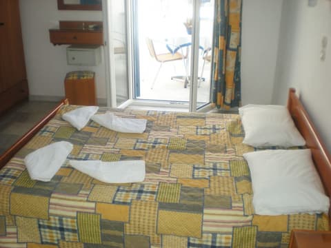 Rea Sun Hotel Studios Apartments, Room