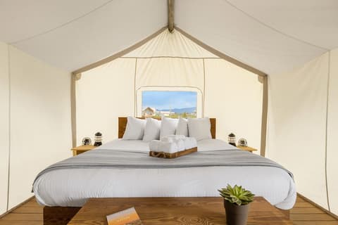 Under Canvas West Yellowstone, Room