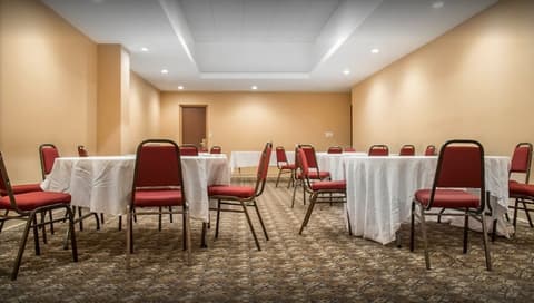 New Lodge, Meeting facility