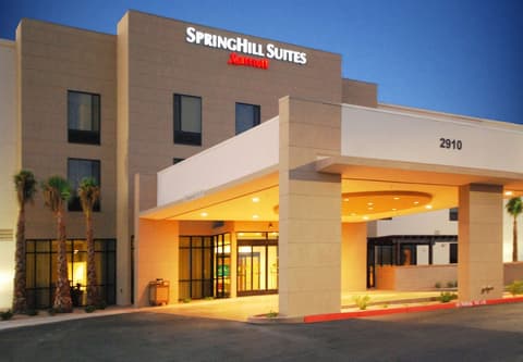 SpringHill Suites Las Vegas North Speedway, Exterior