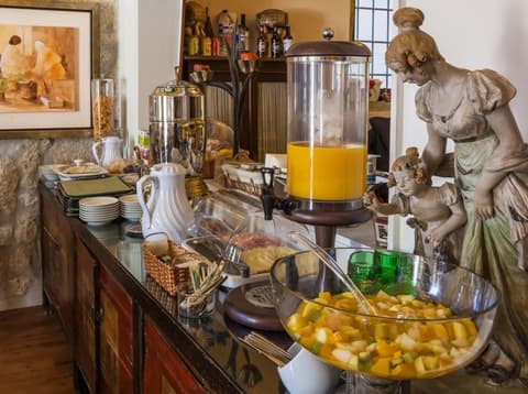 Pedra Ibérica, Breakfast meal