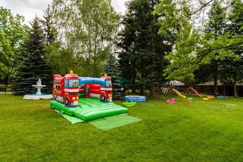 Hotel Boss, Children's area