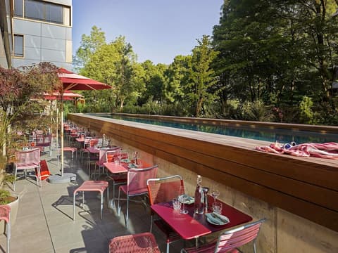 25hours Hotel Zurich West, Pool