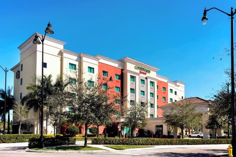Courtyard by Marriott Miami Homestead, Exterior
