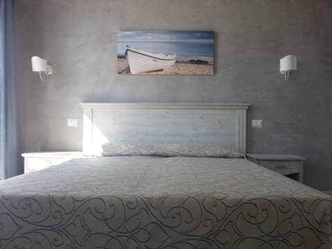 Lido di Giannella, Room