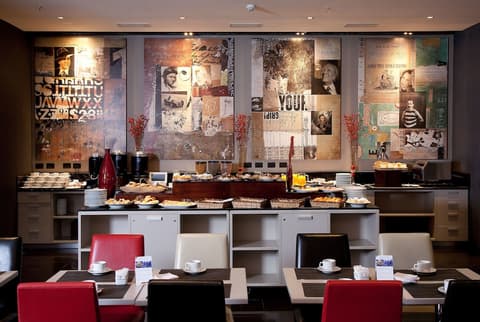 Two Hotel Buenos Aires, Breakfast meal