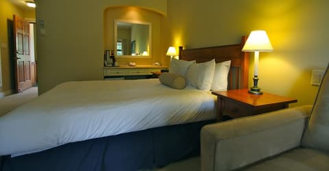 Pinnacle Lodge, Room