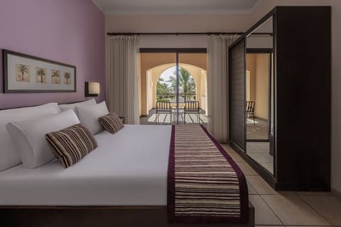 JAZ Neo Saraya Palms, Room