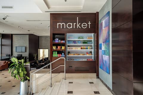 Millennium Central Hotel Doha, Restaurant