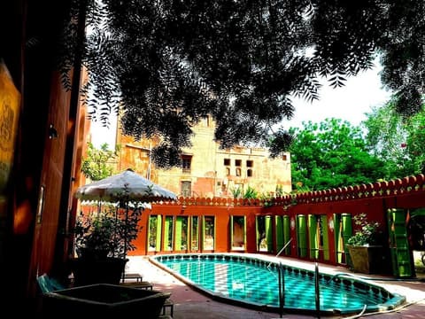 Hotel Bhairon Vilas, Front of property