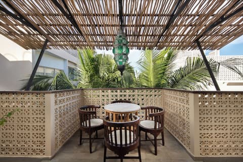 The Akmani Legian, Living area