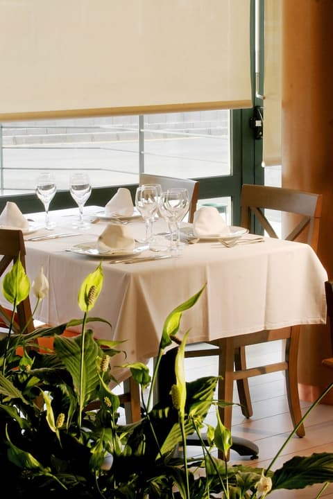 Hotel Posadas de España Paterna, Restaurant