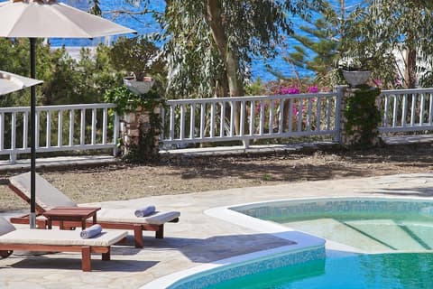 High Mill Hotel, Outdoor pool