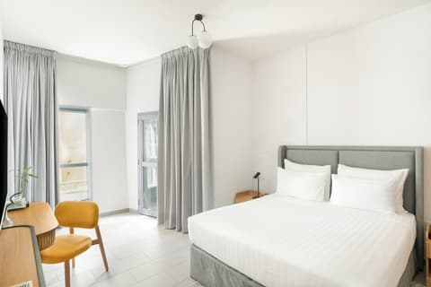 Citadines Metro Central Dubai, Room