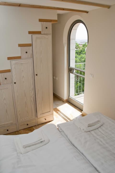 The Market Courtyard - Jerusalem Suites, Room