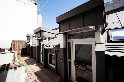 FortyPlusOne Hotel, Terrace/patio