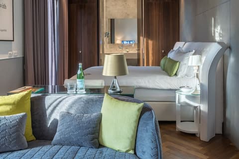 Hotel Indigo Tel Aviv - Diamond District by IHG, Room