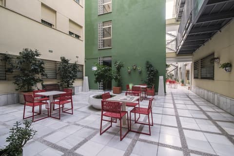 Pierre & Vacances Sevilla, Courtyard