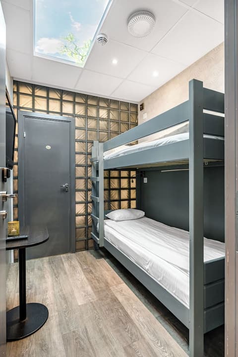 Stockholm Inn Hotel, Room