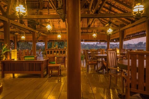 Terres Rouges Lodge, Restaurant