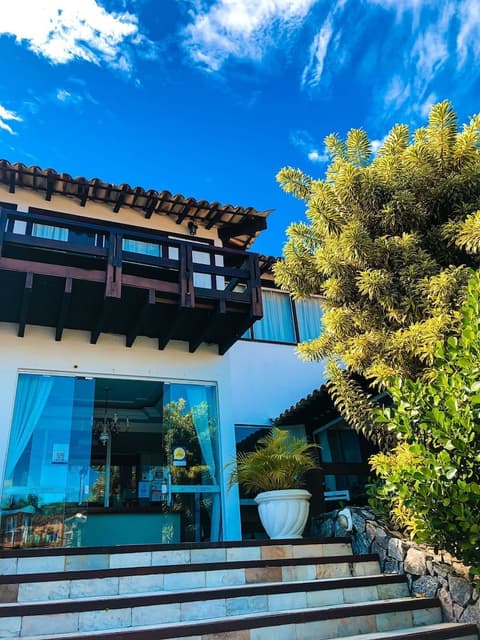 Coronado Inn, Exterior