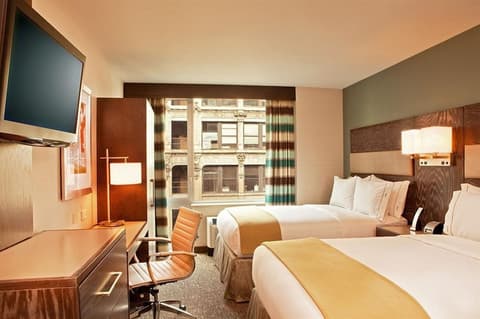 Holiday Inn Express Manhattan Times Square South by IHG, Room
