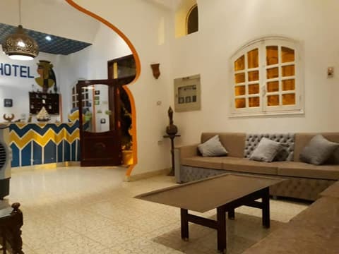 Cleopatra Hotel Luxor, Reception