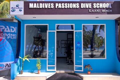 Kaani Beach Hotel, Sports facility