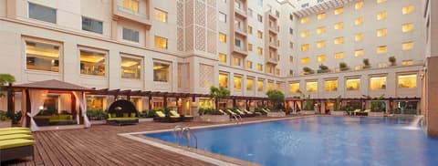 Lemon Tree Premier, Delhi Airport, Pool