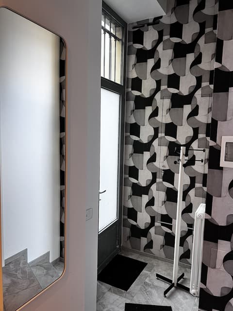 Residence Diaz, Interior entrance